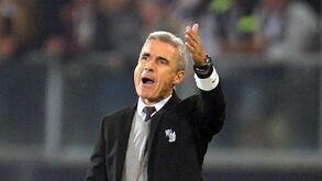 Luís Castro: «A violência das redes sociais preocupa-me muito»