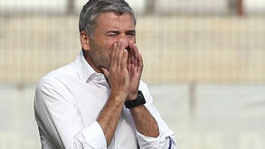 Rui Barros após derrota do FC Porto B: «Estou disponível para tudo o que clube queira»