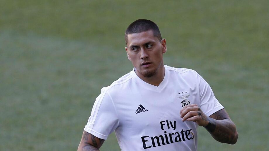 Castillo de regresso à seleção chilena