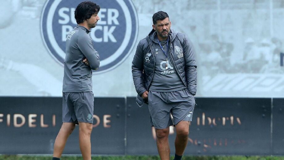 Quatro 'bês' no treino