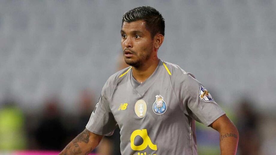 Corona em xeque na seleção do México