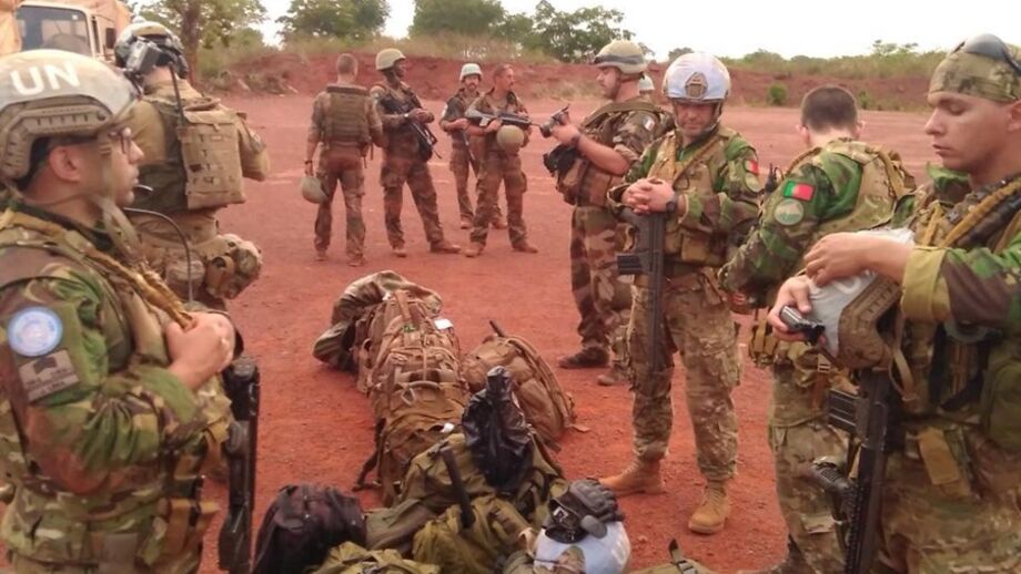 Paraquedista português atingido a tiro na República Centro-Africana