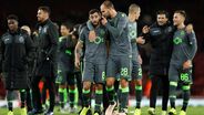 Lesão grave no Arsenal, vermelho direto no Sporting: as imagens que contam a história do jogo da Liga Europa