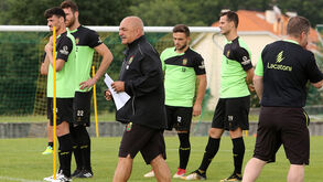 P. Ferreira-Benfica B: Equilíbrio total em duelo de líderes