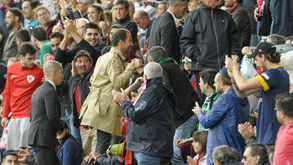 Frederico Varandas saudado nas bancadas em Ponta Delgada