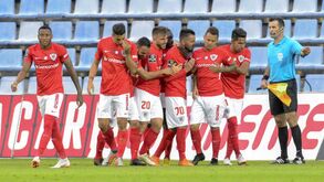 Subida do Santa Clara motivou obras de 500 mil euros no estádio