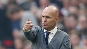 Keizer tem à sua espera contrato de duas épocas