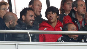João Félix do onze à bancada