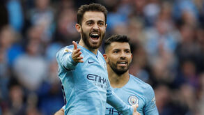 No domingo há dérbi e Bernardo Silva já 'avisou' Mourinho