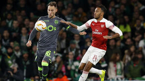 Sporting empata em Londres com o Arsenal