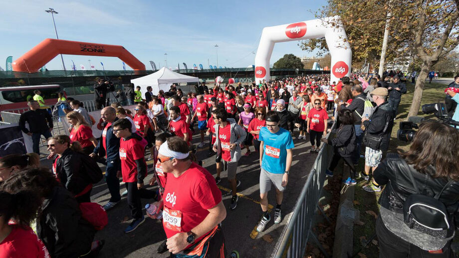 Maratona do Porto condiciona trânsito e estacionamento no fim-de-semana