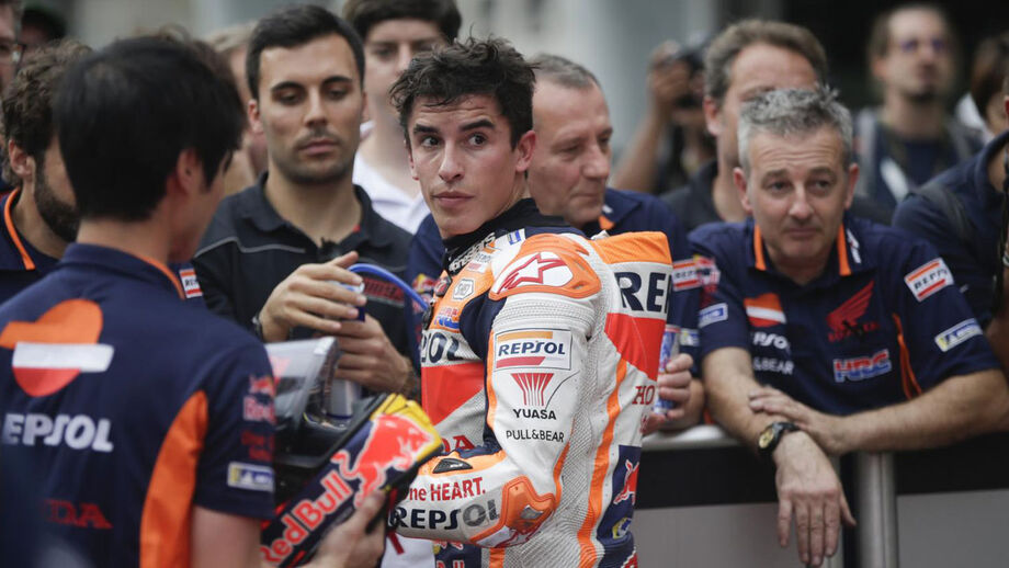 Márquez punido com a perda de seis lugares e afastado da 'pole' na Malásia