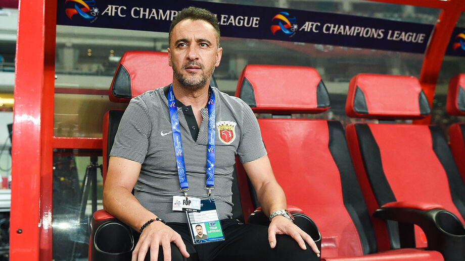 China: Vítor Pereira já tem título à vista