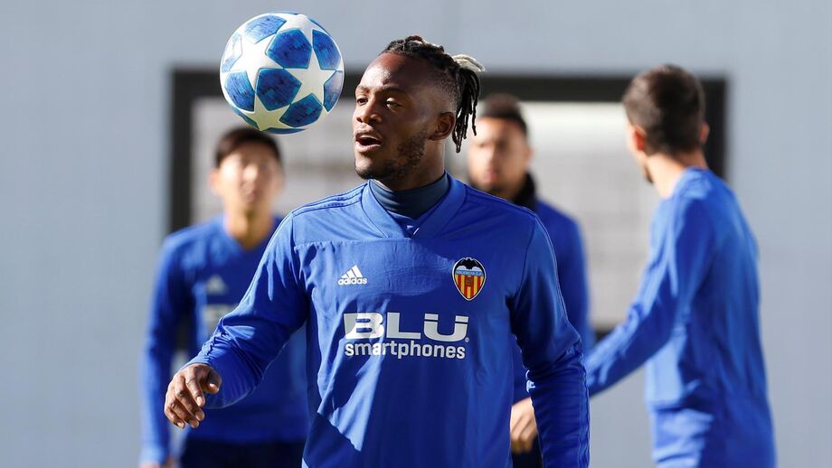 Batshuayi pode ser titular na Bélgica