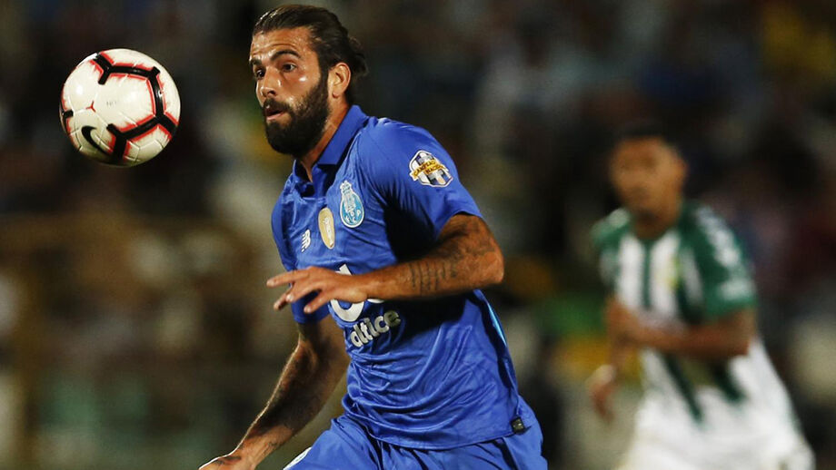 Sérgio Oliveira: «Era apanha-bolas e não pensava estar aqui um dia»