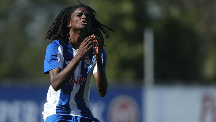 FC Porto B perde com Dínamo Zagreb e é eliminado da Premier League Cup