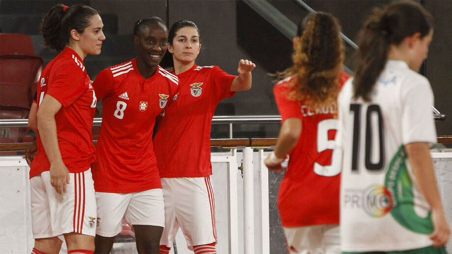 Equipa feminina do Benfica só sabe vencer (e golear)