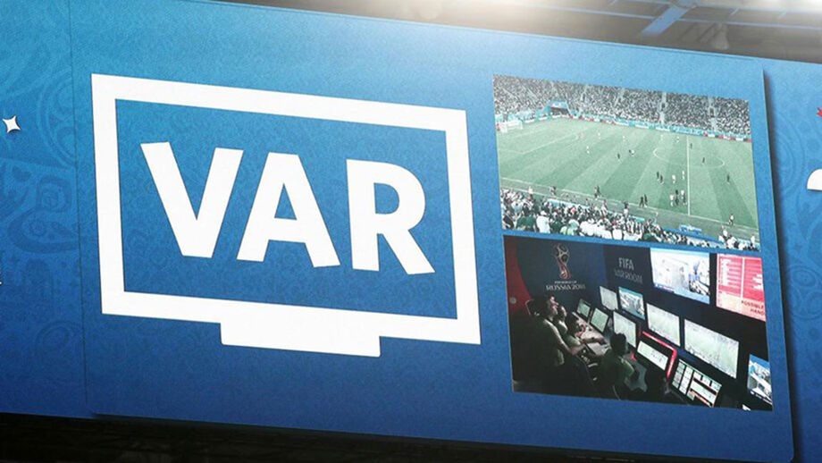 FIFA testa VAR para os 'oitavos'