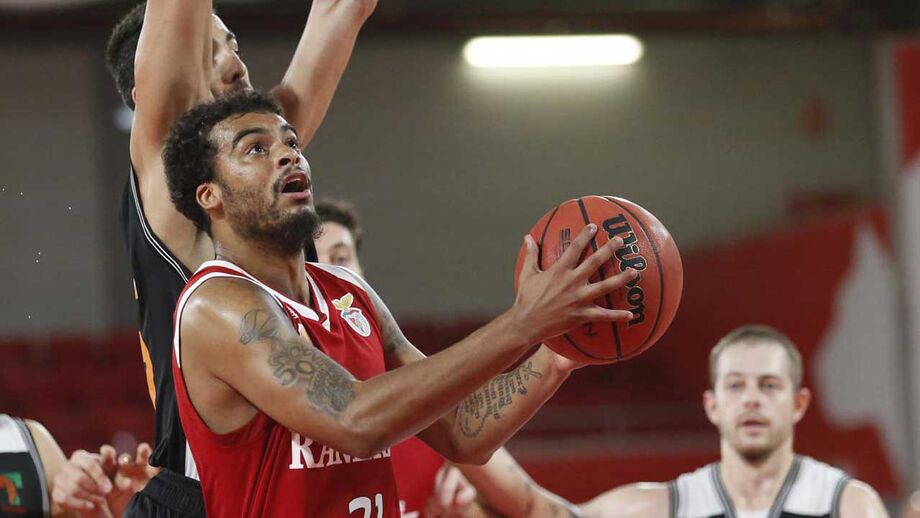 Benfica dispensa norte-americano Quentin Snider