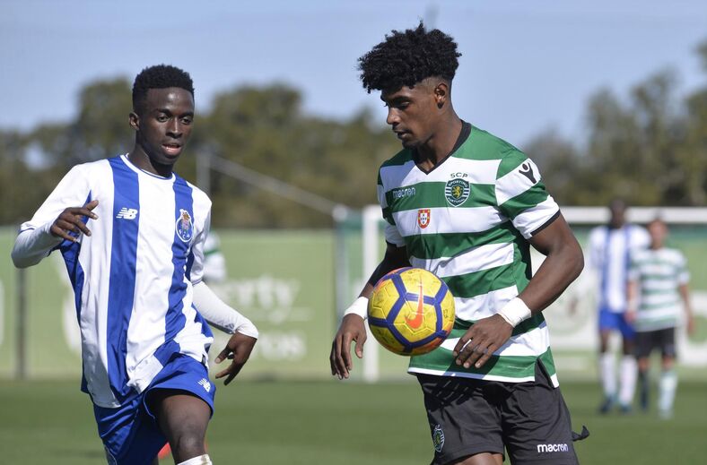 Thierry Correia (19 anos/defesa)