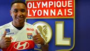 Outro nome que está referenciado é o do lateral-esquerdo do Ol. Lyon, Kenny Tette. O holandês, apesar de não ser titular na equipa francesa, alinha com alguma regularidade e o seu passe já está inflacionado. O defesa é agenciado por Mino Raiola e está vinculado ao clube gaulês até junho de 2021.