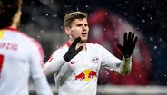 Timo Werner (RB Leipzig) - 22 anos. 13 golos esta época.