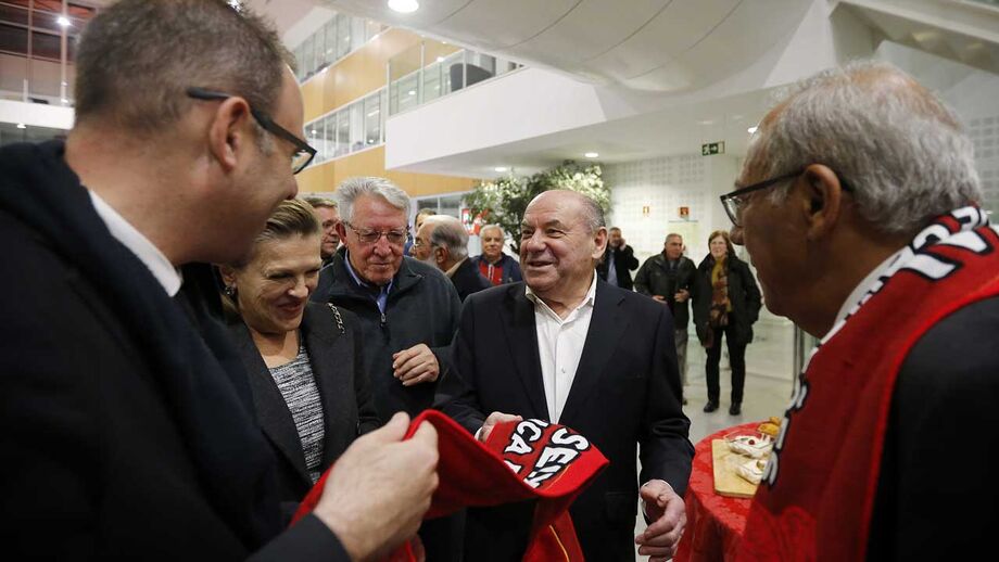 António Simões: «Cada jogador tem de dar mais 10 por cento»
