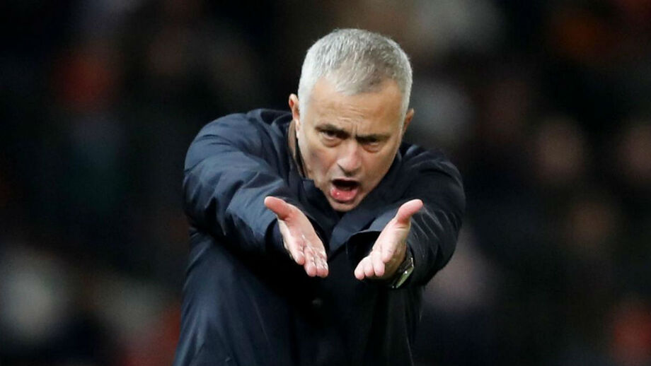 Mourinho enfrenta críticas e apresenta teoria: «O futebol mudou»