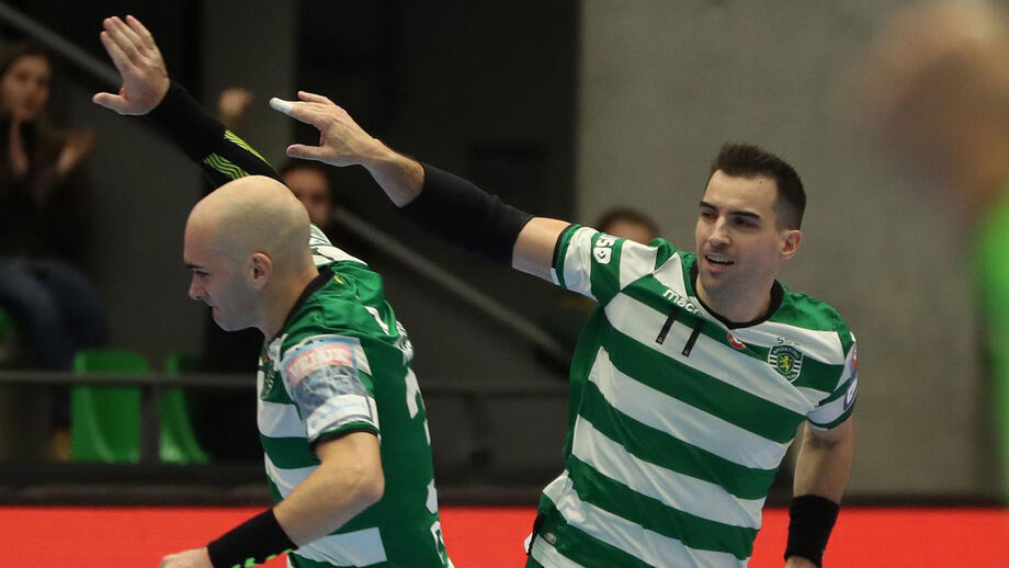 Sporting disputa com Dinamo Bucareste 'playoff' da Liga dos Campeões