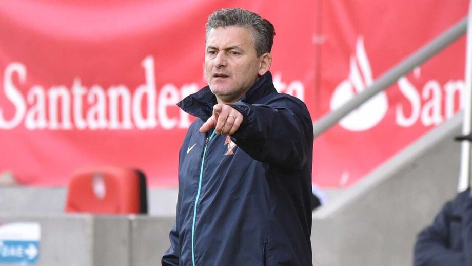 Seleção de sub-18 perde com a Espanha em particular