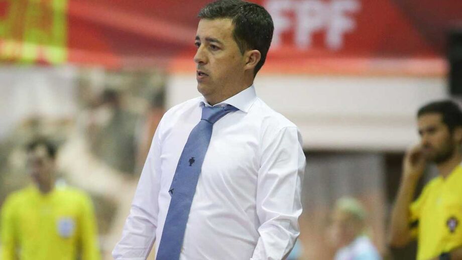 Selecionador de futsal feminino admite favoritismo de Portugal para Europeu