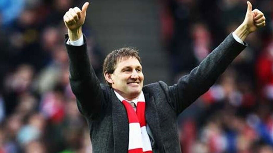 Ex-capitão do Arsenal Tony Adams nomeado presidente da liga inglesa de râguebi