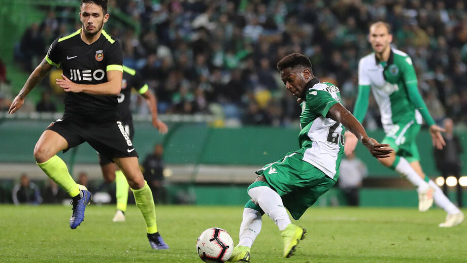 Diaby 'acordou' quando Keizer chegou a Portugal