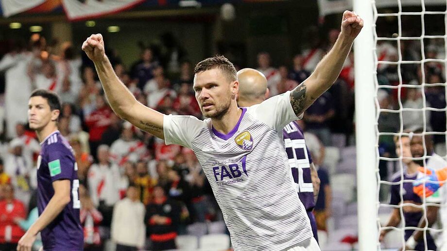 Marcus Berg ameaça Sergio Ramos