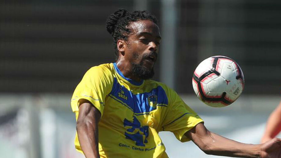 Arouca-V. Guimarães B, 2-2: Igualdade em jogo polémico