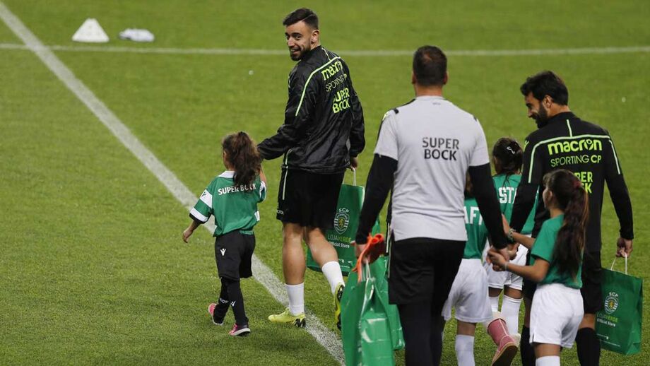 Treino solidário do Sporting contou com dois reforços de Natal e muita animação