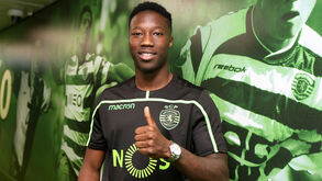 Carlos Mané manda recado ao Sporting: «Não se esqueçam da minha medalha»