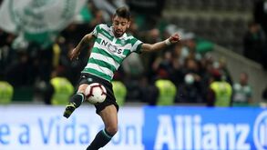 Nos bastidores da Allianz Cup: Bruno Fernandes demorou a aquecer e foi chamado à pressa
