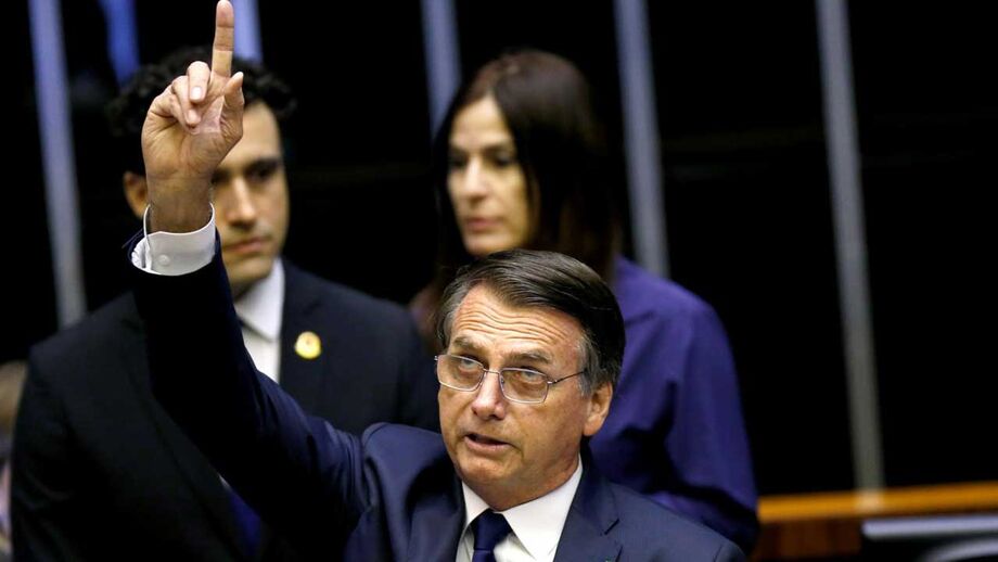 Bolsonaro já é presidente do Brasil: «Uma das minhas prioridades é revigorar a democracia brasileira»