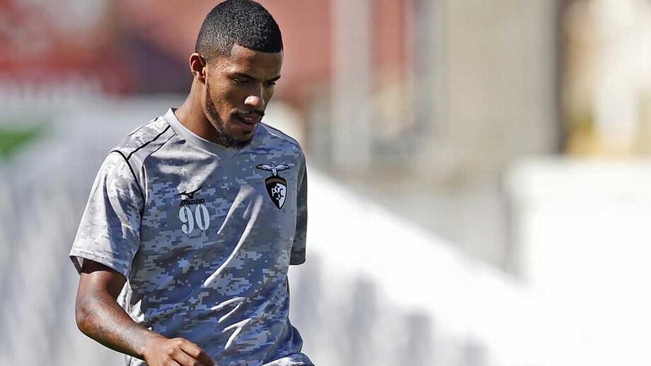 Leixões contrata goleador da Liga Revelação