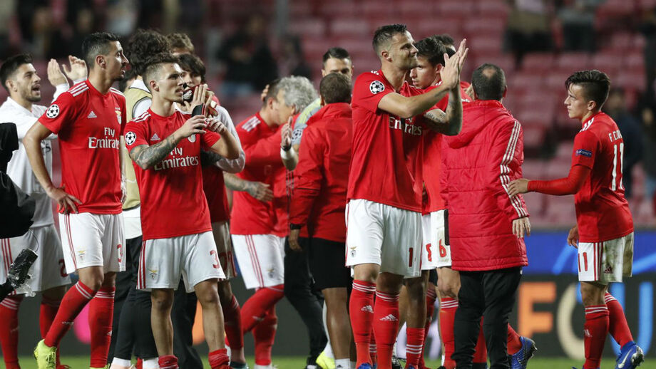 Loucura em Ponta Delgada para arranjar bilhetes para o Santa Clara-Benfica