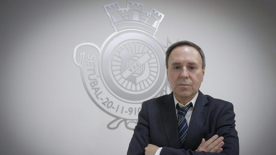 Vítor Hugo Valente defende plantel