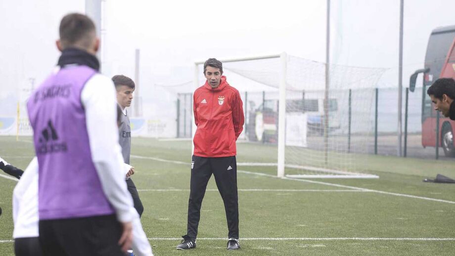 Bruno Lage insiste na pressão alta: novo Benfica ganha forma