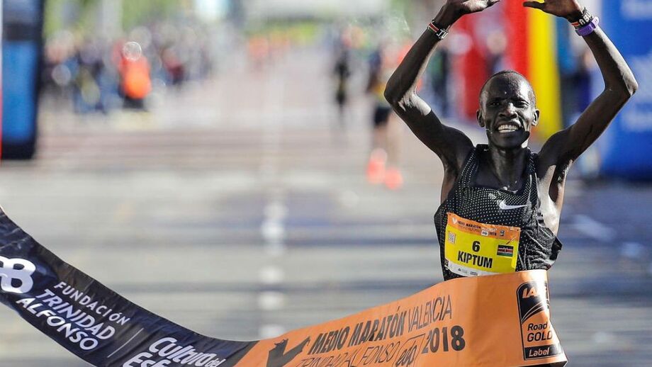 Recordista mundial da 'meia' na Maratona de Londres