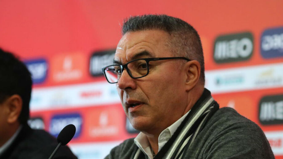 Augusto Inácio: «Não vim aqui para descer de divisão»