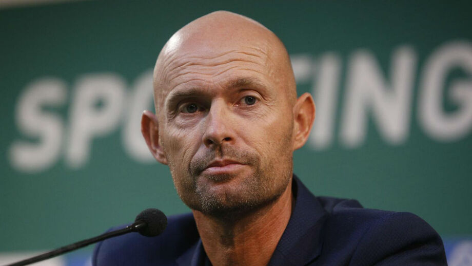Keizer: «Precisamos de uma equipa grande para estes dois meses»