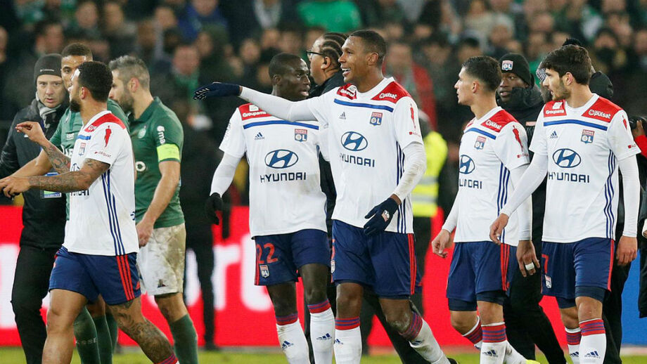 Lyon vence Saint-Étienne nos descontos e destrona-o do terceiro lugar