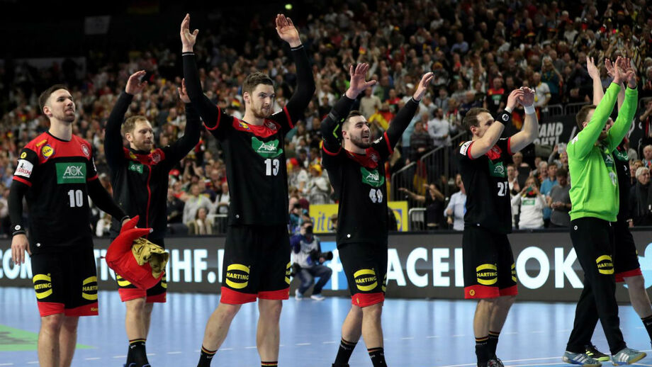 Alemanha apura-se para as 'meias' do Mundial e Croácia é eliminada