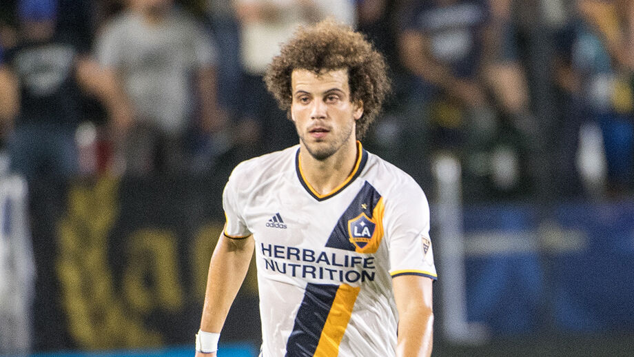 João Pedro alvo para substituir Hélder Tavares
