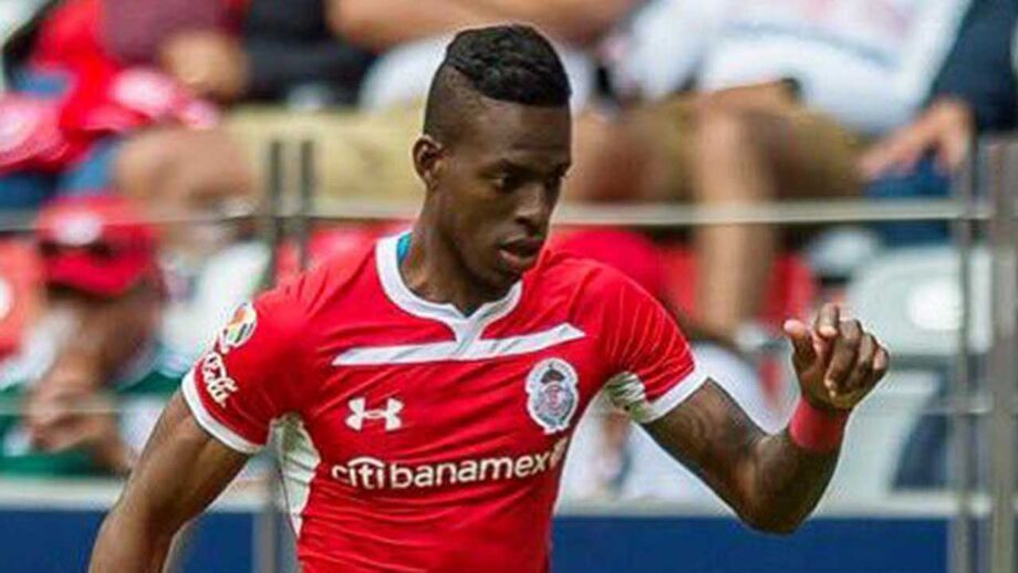 Mercado: Sporting garante lateral, Benfica contrata dupla ao Leixões e Cédric a caminho de Itália